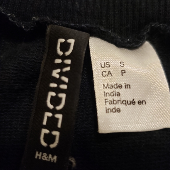 Tommy Hilfiger style top - Picture 2 of 2